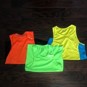 3 BROOKS running tanks